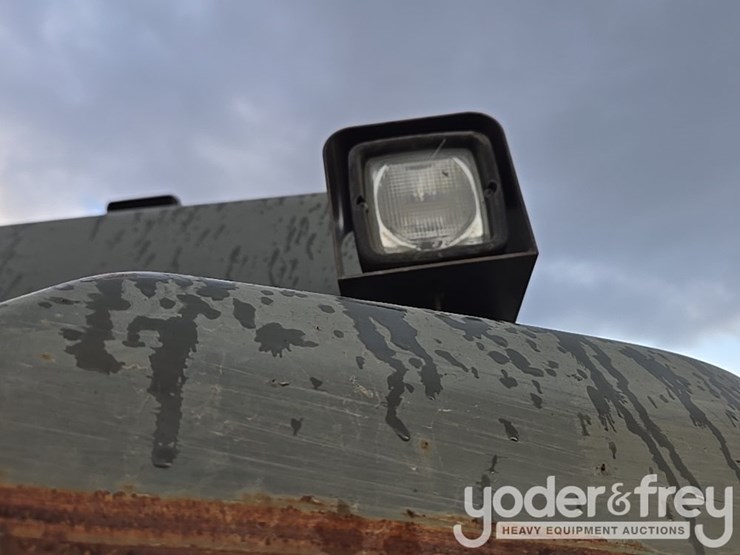 2019-volvo-ec200el-image-113