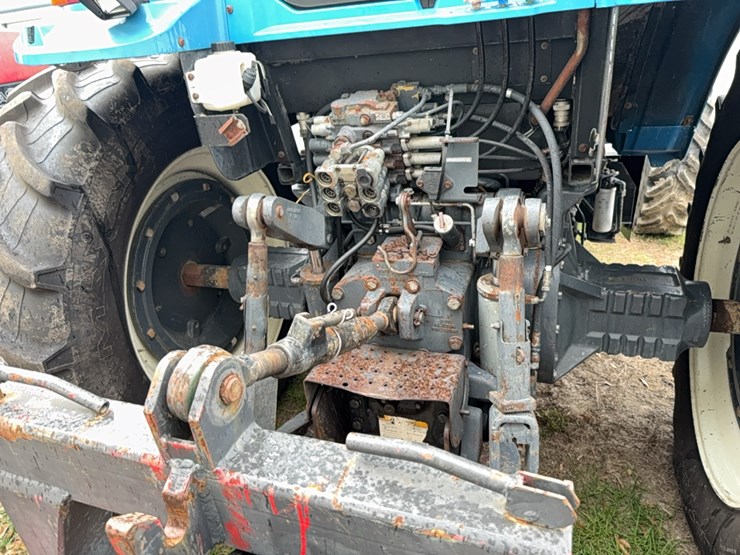 new-holland-8770-image-80