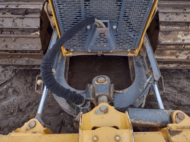 deere-550k-lgp-image-19