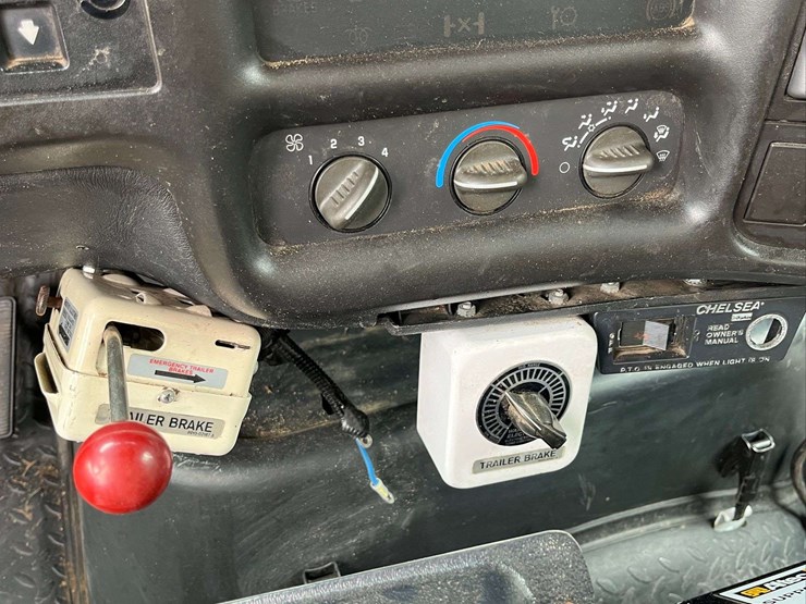 2005-gmc-c8-cable-placer-truck-image-89