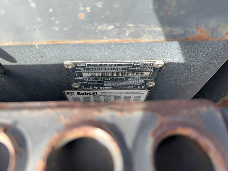 2008-caterpillar-60-image-21