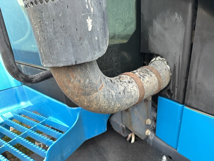 new-holland-8770-image-44