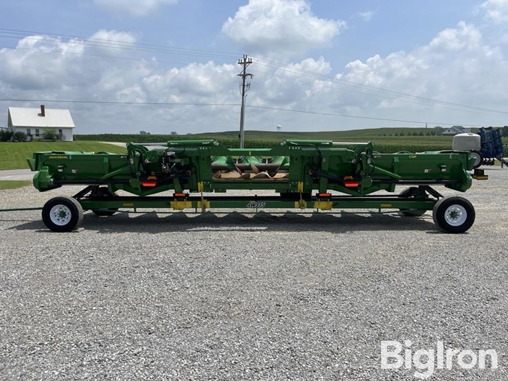 2024-john-deere-c12f-image-6