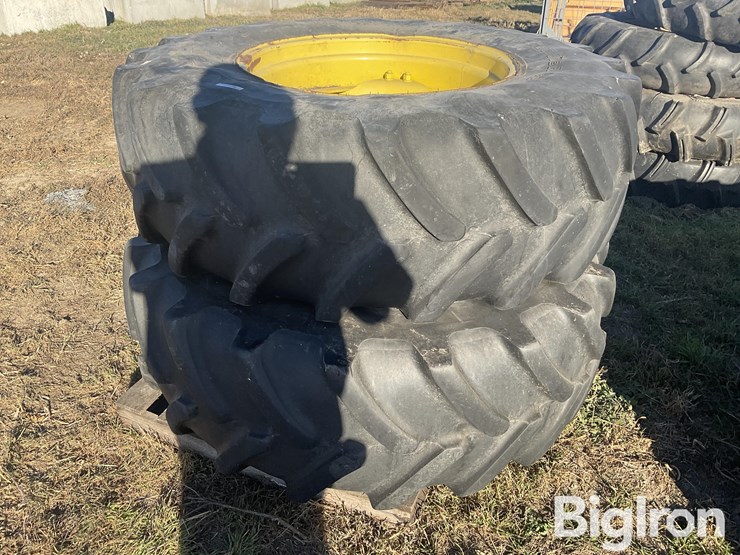 john-deere-420-image-1