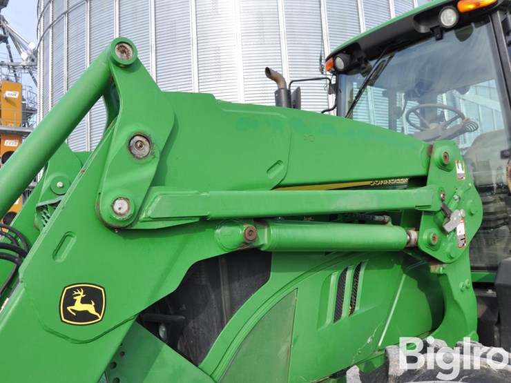 2019-john-deere-6110m-image-17