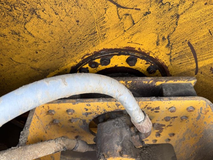 1982-caterpillar-3208-image-16