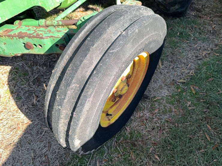 john-deere-2155-image-33