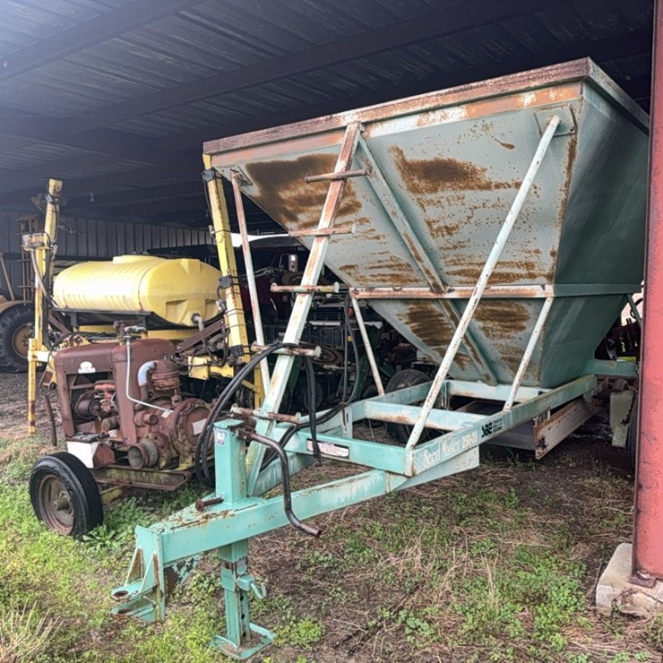 Strickland Seed Master 250