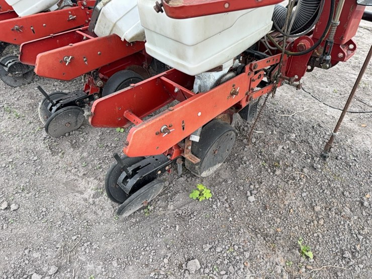 agco-white-8700-image-21