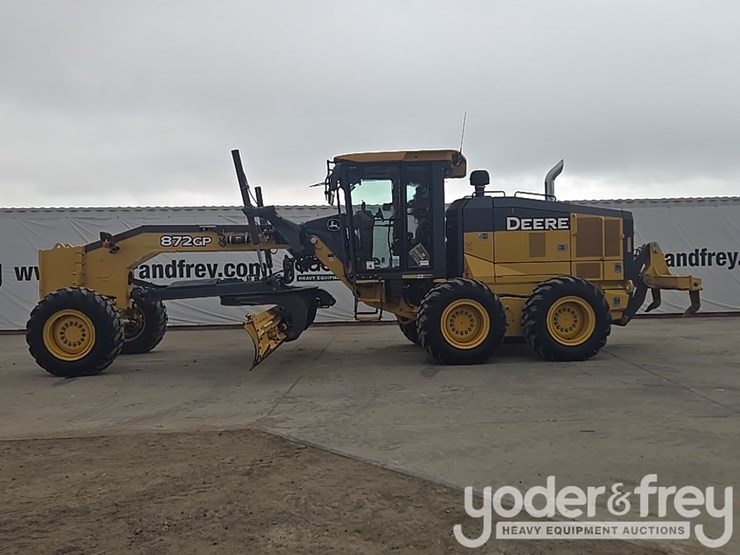 2017-deere-872g-image-2