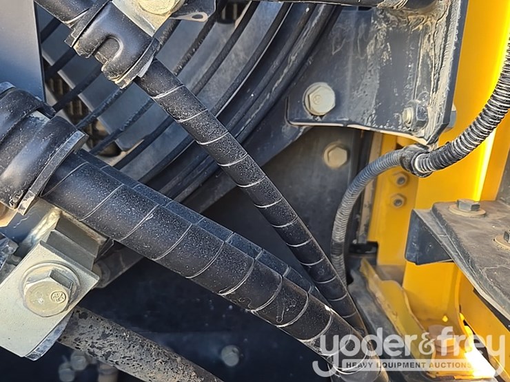 2018-komatsu-wa200-8-image-69