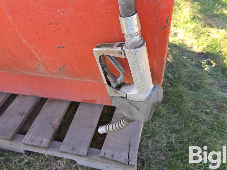 500-gal-fuel-tank-&-pump-image-12