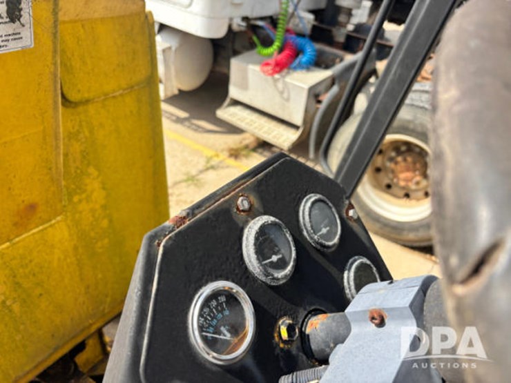 willmar-wrangler-4500-image-45