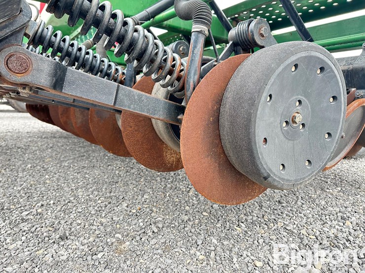 john-deere-1560-image-11