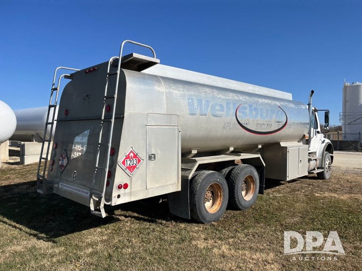 2007-freightliner-petroleum-truck-(jn3391,-unit-2373)-image-7