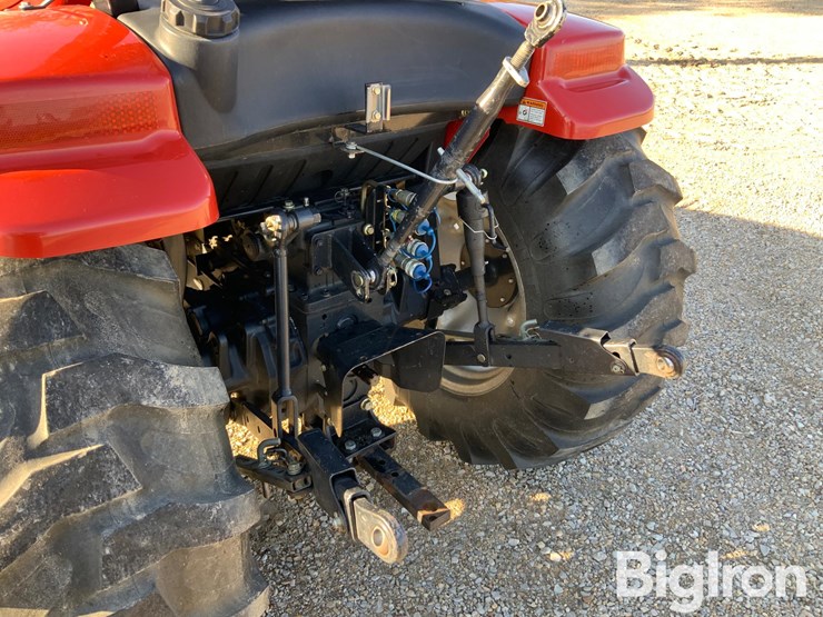 case-ih-farmall-40-image-12