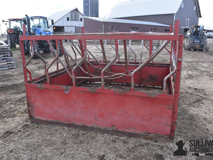 square-feeder-image-6