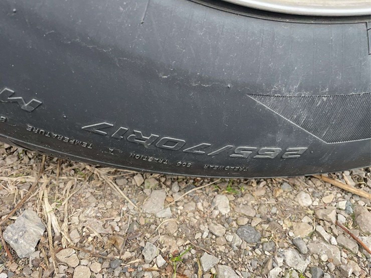 2010-dodge-crew-cab-pickup-image-5