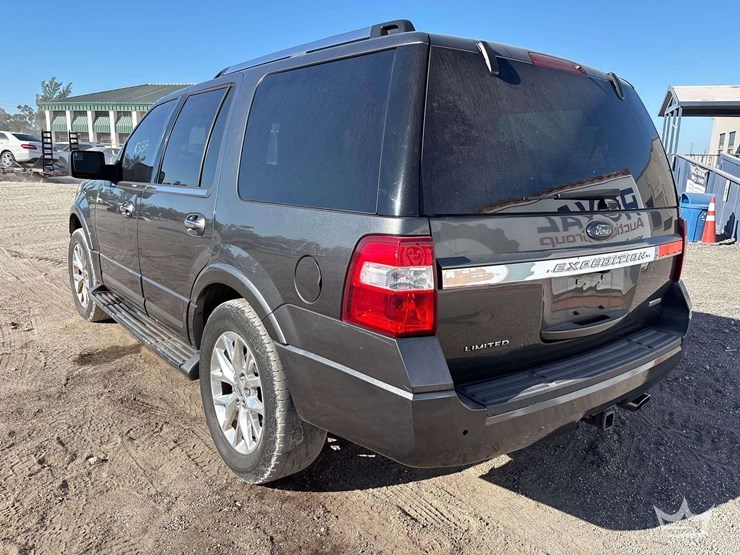 2016-ford-expedition-image-4