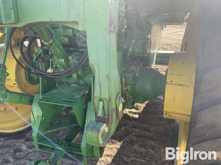 john-deere-8410t-image-13