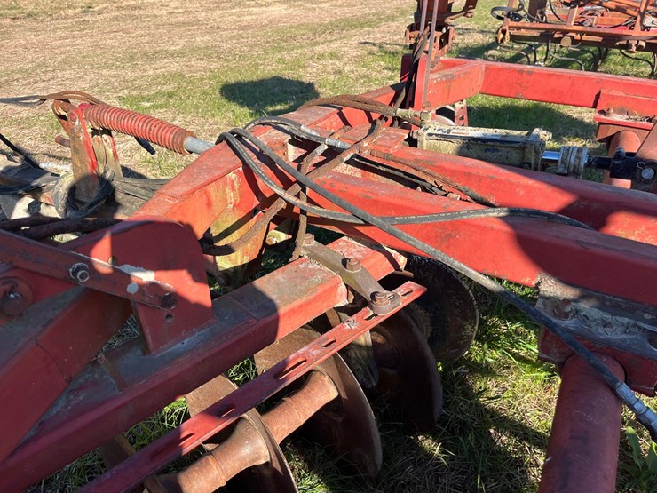 case-ih-3800-image-5