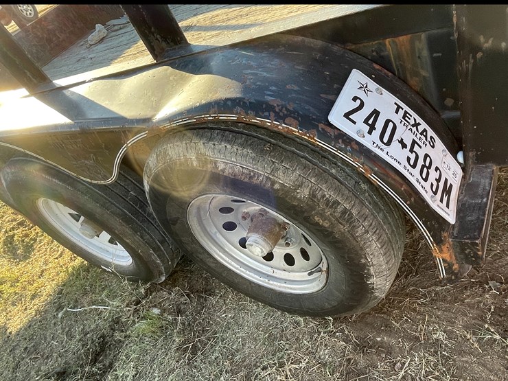 #6240-•-2002-big-tex-car-trailer-(trailer-#0938nc)-(has-tx-title)-image-6