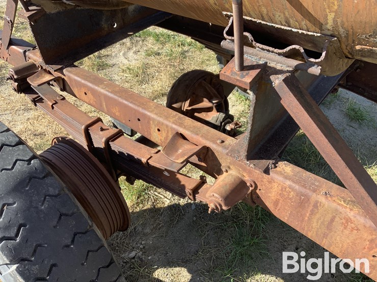 shop-made-575-gal-fuel-trailer-image-16