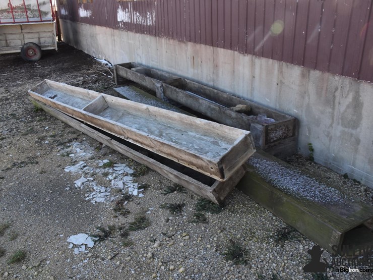 wooden-feed-bunks-image-4
