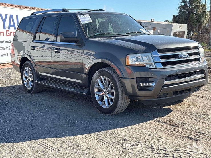 2016-ford-expedition-image-2