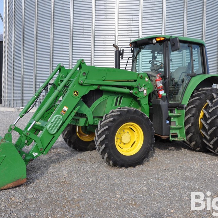 2019 JOHN DEERE 6110M