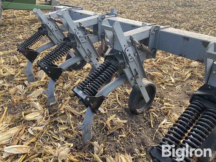 hiniker-cultivator-image-19