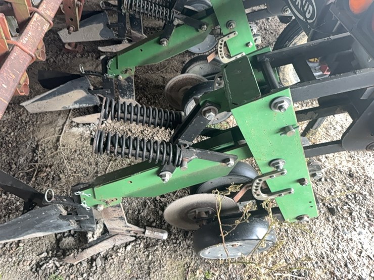 sukup-hi--residue-cultuvator-image-22