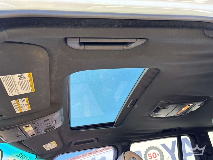 2012-land-rover-range-rover-image-17