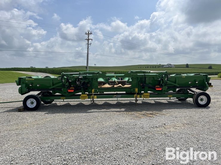 2024-john-deere-c12f-image-6