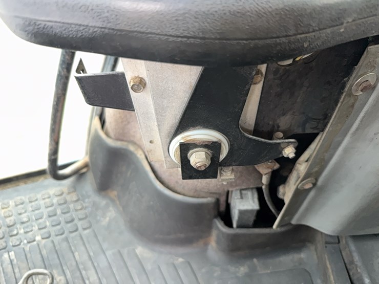 new-holland-8770-image-144