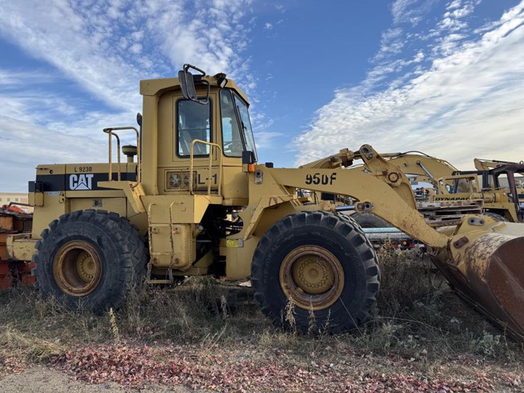 1992-caterpillar-950f-image-4