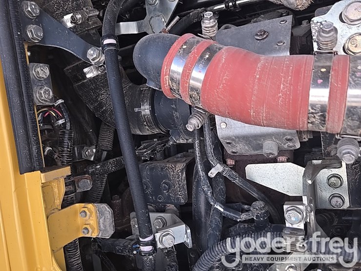 2018-komatsu-wa200-8-image-90