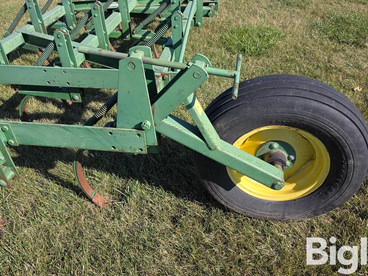 john-deere-eco11-field-cultivator-image-18