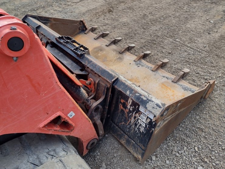 kubota-svl75-2-image-18