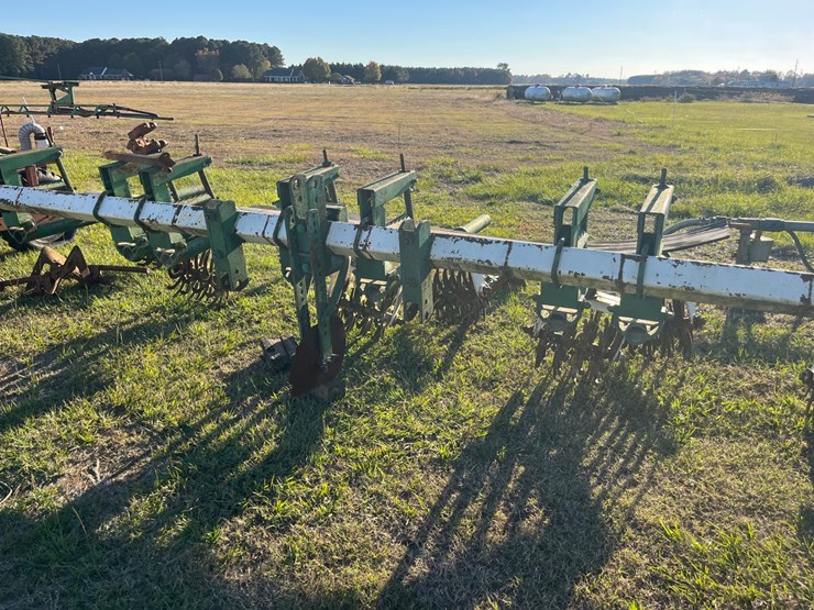 4-row-kmc-rolling-cultivator-on-a-160”-x-4”-x-4”-diamond-bar-located-at-1244-vandiford-rd-snow-hill-nc
call-252-531-8061-for-more-info-image-1