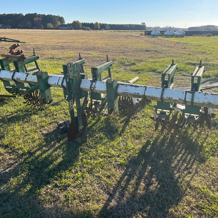 4 row KMC Rolling cultivator on a 160” x 4” x 4” diamond bar located at 1244 vandiford rd Snow Hill NC
call 252-531-8061 for more info