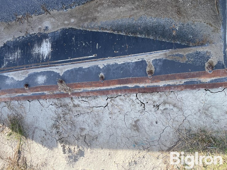 quick-attach-bucket-image-9