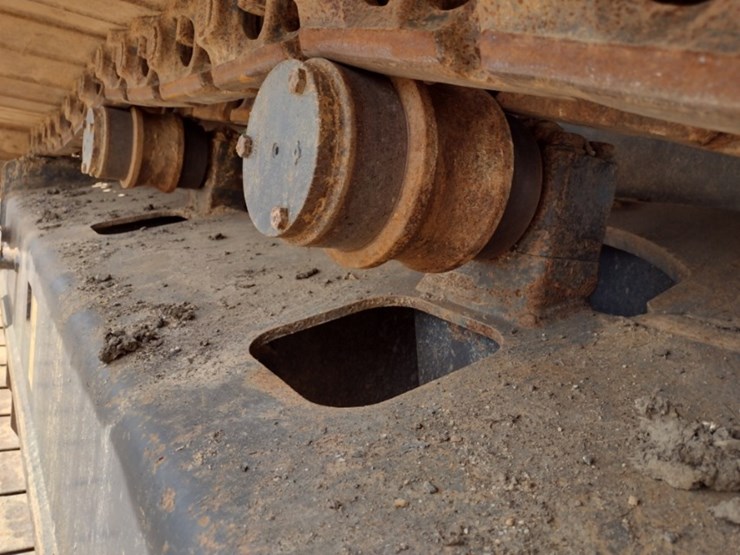 22-case-cx350d-image-18