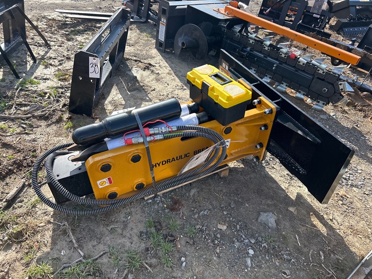 #34-•-skid-steer-hammer-with-two-bits-image-2