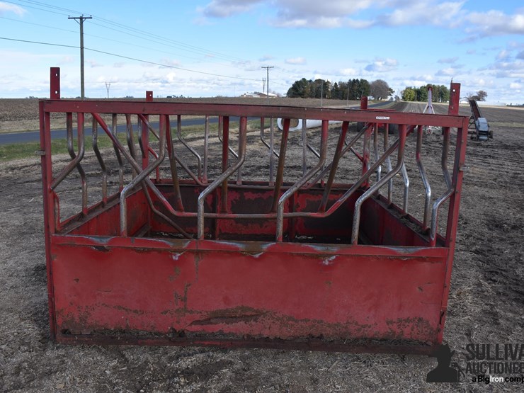 square-feeder-image-2