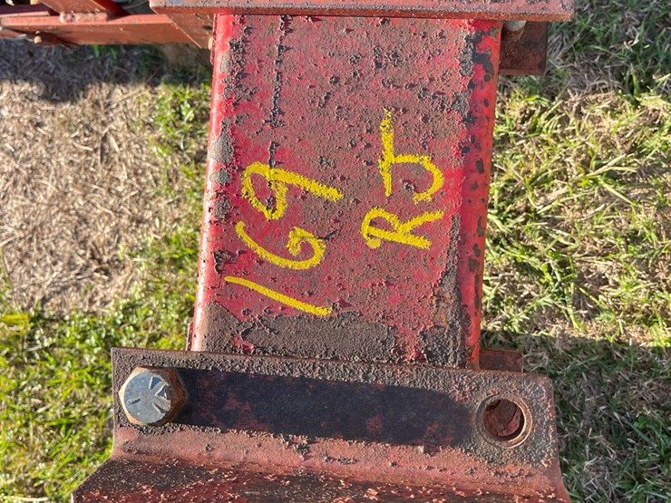 4-row-set-mechanical-6000-carosel-transplanters-on-a-210”x4”x7”-bar-located-at-1244-vandiford-thomas-rd-snow-hill-n-c--call-252-531-8061-for-info-image-8