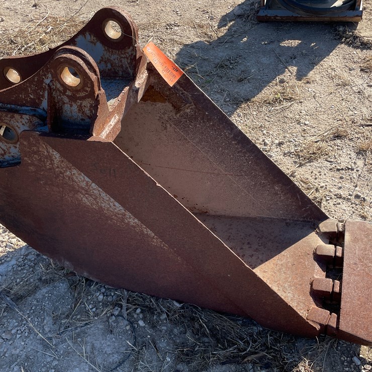 #6335 • Excavator Bucket