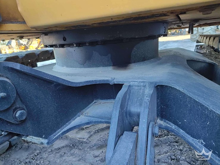 2019-deere-85g-image-42