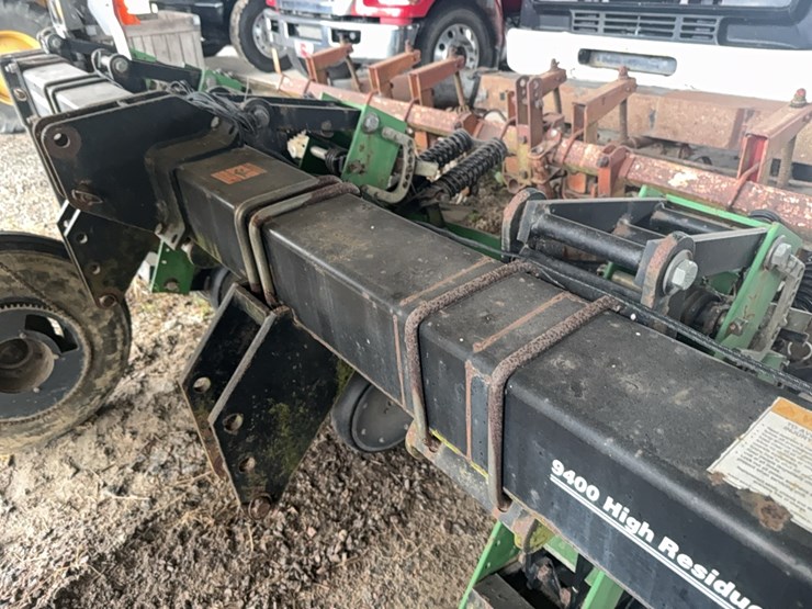 sukup-hi--residue-cultuvator-image-10