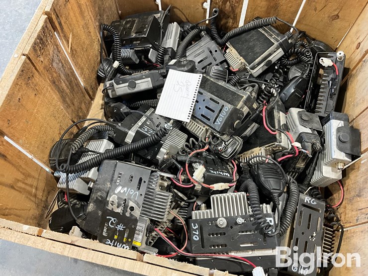 2-way-radios-image-4